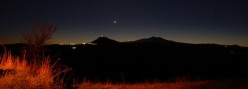 il profilo notturno del territorio di Radicofani