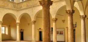 Palazzo Piccolomini